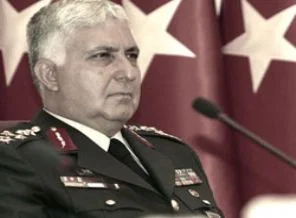 Silah arkadaşından Özel'e suç duyurusu
