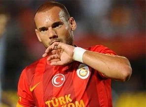 Sneijder'e sert sözler