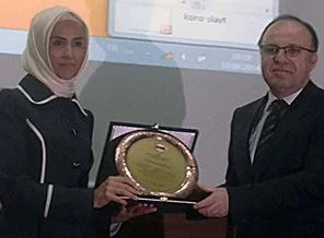 Sümeyye Erdoğan'ı dinleyen Vali'den ilginç yorum