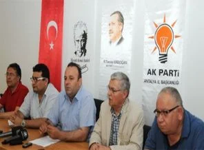 Toplu olarak CHP'den AK Parti'ye geçtiler
