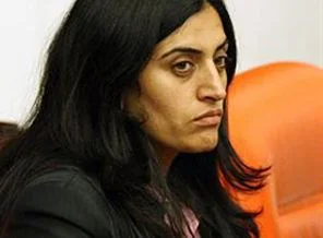 Tuncel: Siyasiler üzerine düşeni yapmalı