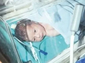 Yolu kapattılar, Ambulansa bile izin vermediler