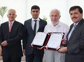 Akşit Hoca'dan eğitime dev destek