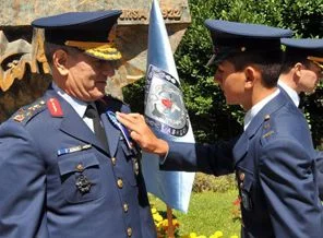 Askeri lise mezuniyetinde oruçlu öğrenci bayıldı