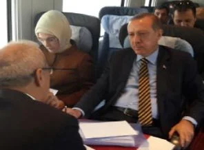 Başbakan Erdoğan Yüksek Hızlı Tren'e bindi