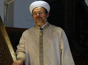 'Bilgisiz dindarlık insanoğlunun potansiyelini yok eder'