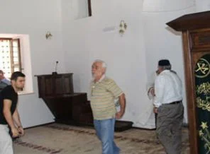 CHP'nin sattığı cami ibadete açıldı!
