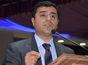 Demirtaş: Adamları hala para sayıyor