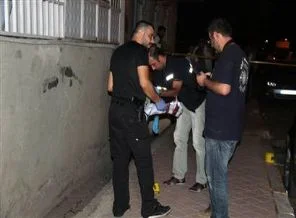 Derneğe ses bombalı saldırı