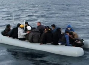 Ege Denizi'nde 24 göçmen kurtarıldı