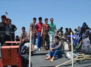Ege denizinde 45 Suriyeli kaçak yakalandı!