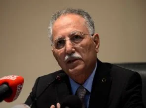 Erdoğan'dan İhsanoğlu'na: Sayemizde bir...