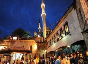 Eyüp Sultan Türbesi açılıyor
