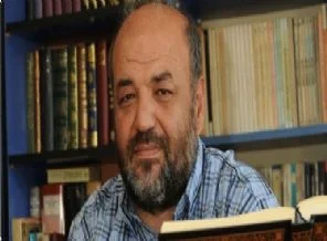 İhsan Eliaçık: Namaz beş vakittir diye bir şey yok