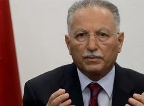 İhsanoğlu, Turgut Özal'ı örnek gösterdi