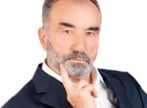 Karaman'a göre 'eşini öpmek' oruç bozmuyormuş