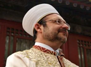 Mehmet Görmez'den büyük hizmet