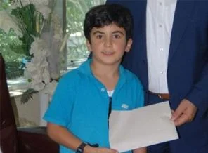 Minik yüreğiyle büyüklere örnek olacak davranış