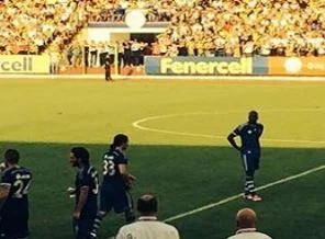 Moussa Sow bir kez daha gönülleri fethetti