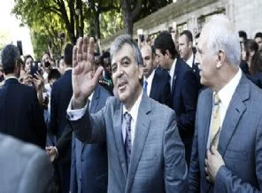 'Müslüman kardeşlerimizin çilesini içimizde yaşıyoruz'
