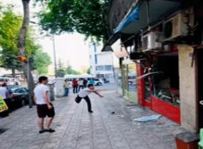 Polislere neden o gece operasyon yapıldı? İşte nedeni...