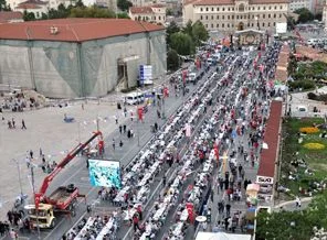 Sivas'ta 1.5 kilometrelik tek sofra