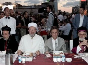 Taksim Meydanı'nda 'kardeşlik sofrası'
