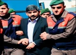Yeni bir yüzü var