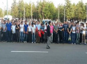 Abdullah Gül'ü uğurlamak için binlerce kişi yollara düştü