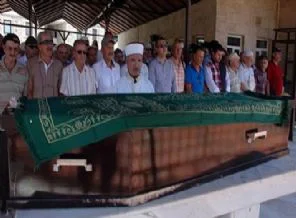 'Ateş Böceği Yalçın' toprağa verildi