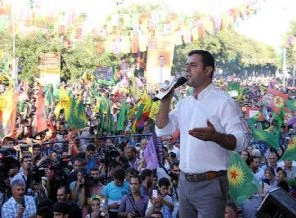 Demirtaş: Şengal insanlığın onurudur
