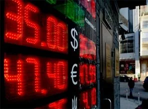 Dolar 9 ayın zirvesine çıktı