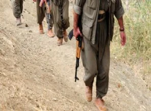 Genelkurmay: 3 PKK'lı 4 çocukla beraber...