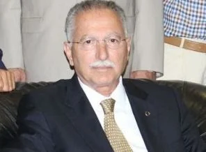 İhsanoğlu'ndan soru bombardımanı