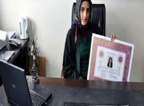 İlk başörtülü avukat müdür oldu