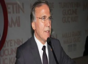 M.Ali Şahin'den Davutoğlu yorumu