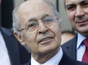 Sezer'den şok karar! Oy vermedi!