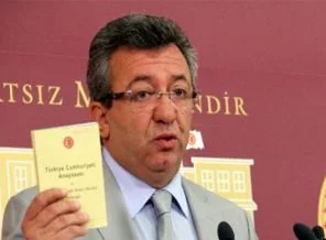 'Türk milli eğitim sistemi Tanzimat'ın gerisine götürülmüştür'