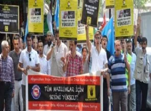Türkiye 'Dünya Rabia Günü'nde meydanlarda