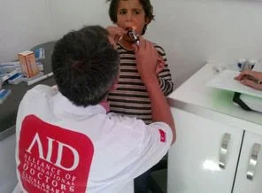 AID sağlık ekibi Suruç'ta