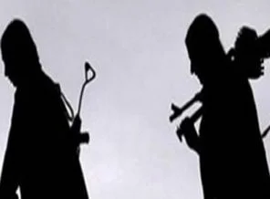Askeri üsse taciz ateşi