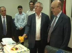 Aziz Yıldırım için rekor pastası kesildi
