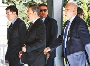 Başbakanlık'ta üçlü toplantı