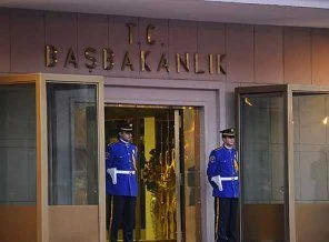 Başbakanlık'taki kritik zirve sona erdi