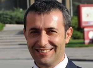 Bülent Arınç'a yeni Basın Müşaviri