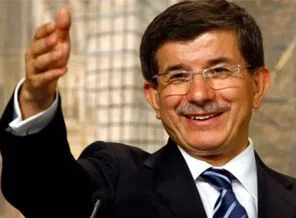 Davutoğlu'ndan Yunan mevkidaşına çağrı