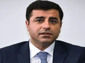Demirtaş: Ağır silah koridoru açılmalı