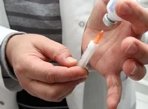 Ebola aşısına tarih verildi