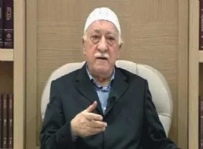 Fethullah Gülen'den 5 gazeteye ilan!