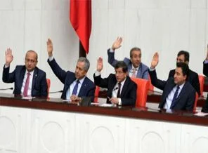 Hükümet karnesinde yıldızı parlayan isim